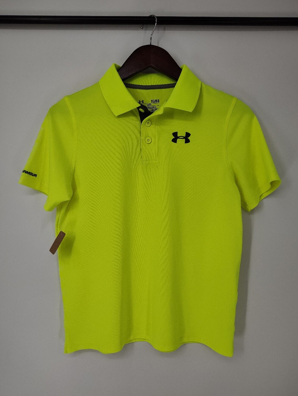 Under Armour Neon Yellow Boys Short Sleeve Polo Size Large